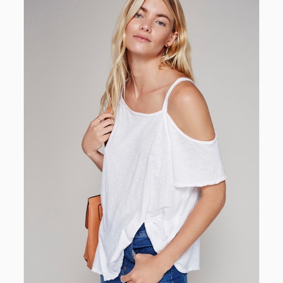 Free People Tops - $30 BLOWOUT! Free People Coraline white tee NWT